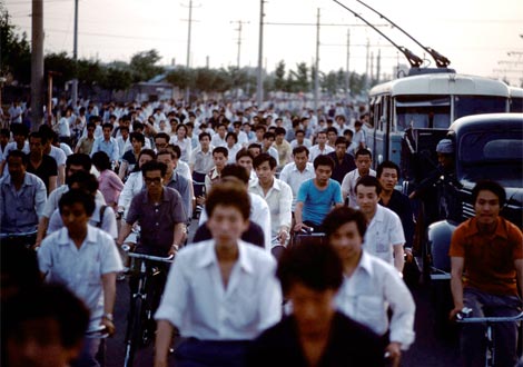 china crowd cyclists